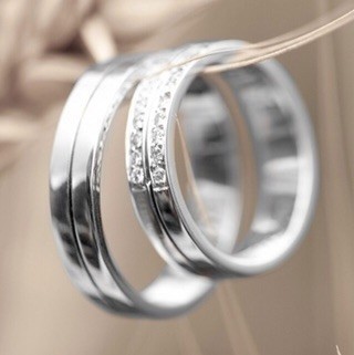 778348 /- Tony．