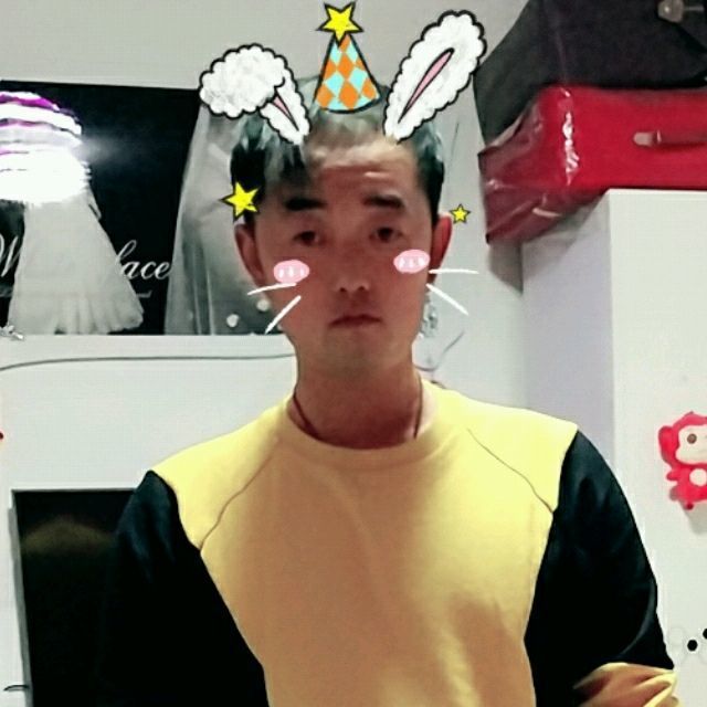 778511 ヾ男人也可以笑得倾城