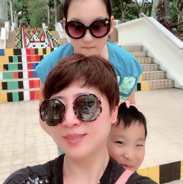 784248 静静的…