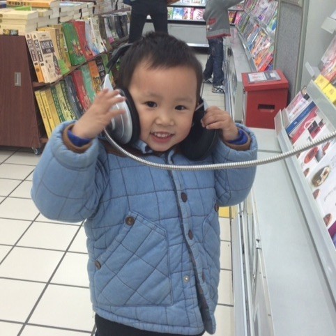 788201 Leo