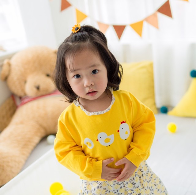 793229 两个倩 。