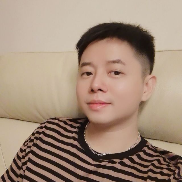 794995 Lee