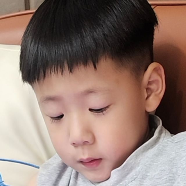 795142 小怪兽