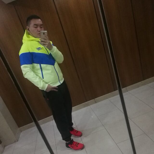798443 干净的小伙