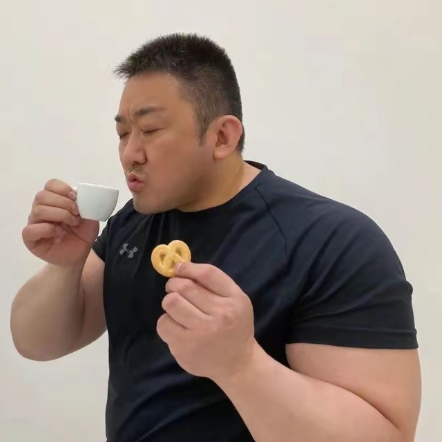 803189 稻草人