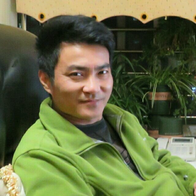 809723 雄雄