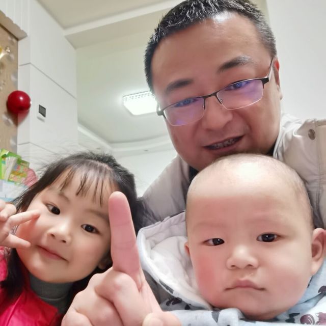 811170 鹏城而立