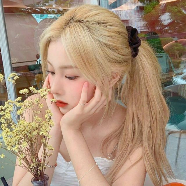 812898  ·吉囡．