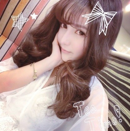 848467 梓萱 、逗比少女