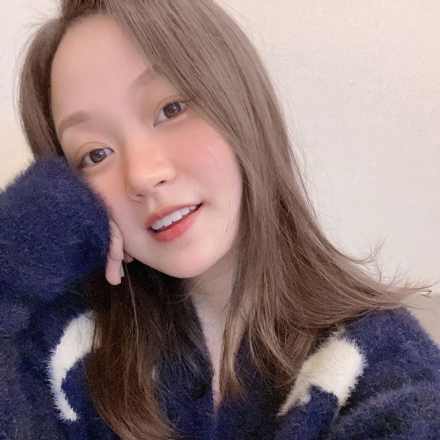 869911 紅2 妹。丶