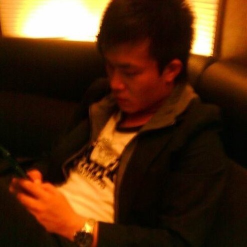 870547  V I P Man