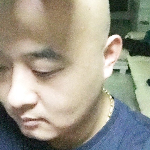 871886 小黑