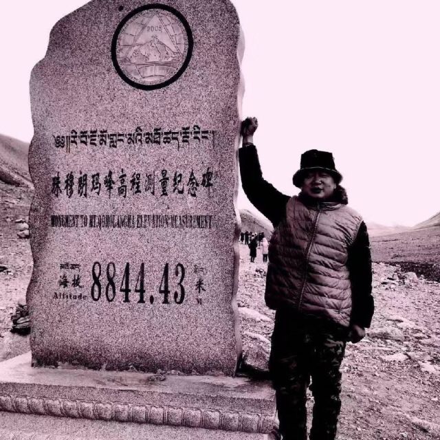 876502 卢彦佳