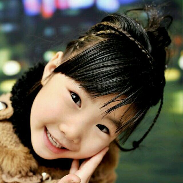 878761 kissg