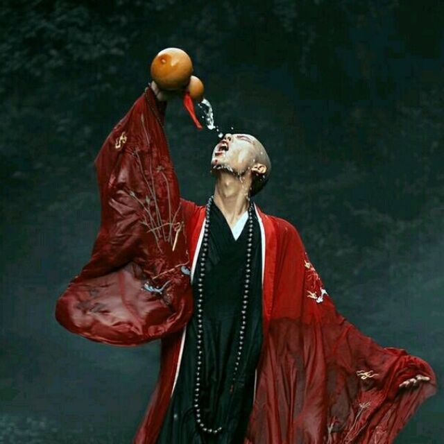 884082 Once King°