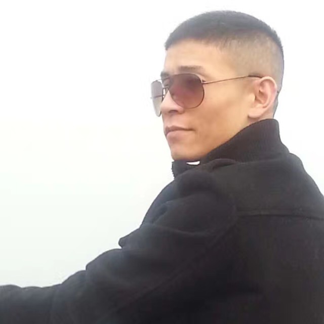 885308 艺娃