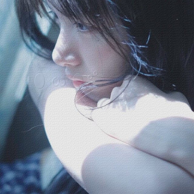 886334 绿叶衬红花
