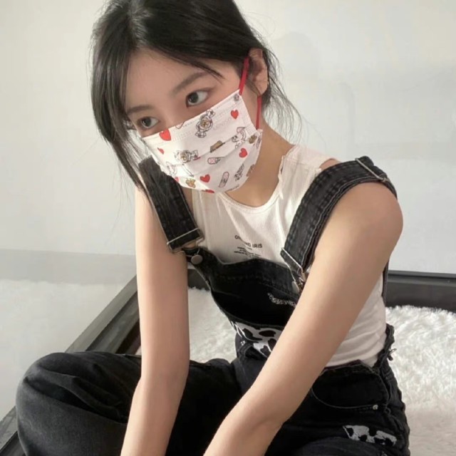 886665 夏语蜜桃