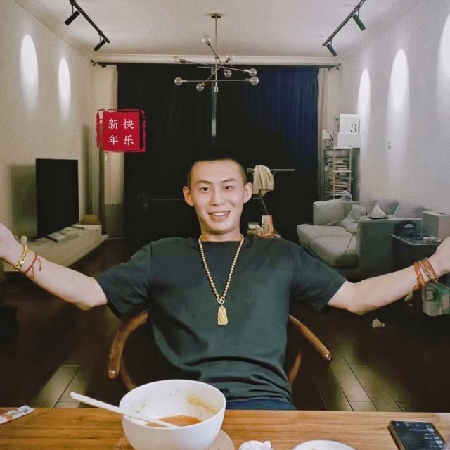 886885 窃喜。