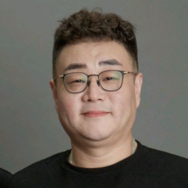 890894 大龙龙. 37.1℃