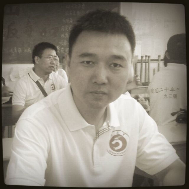 893402 小飛