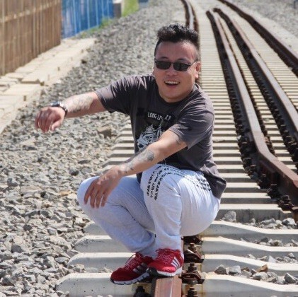 895580 捕风汉子