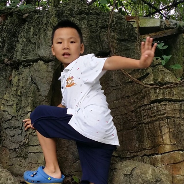 897689 阿竹