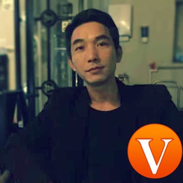902394 李啟鳴