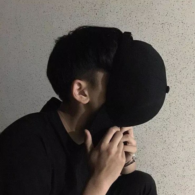 905894  C