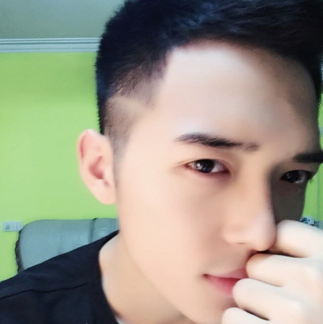 910009  何梓慕。