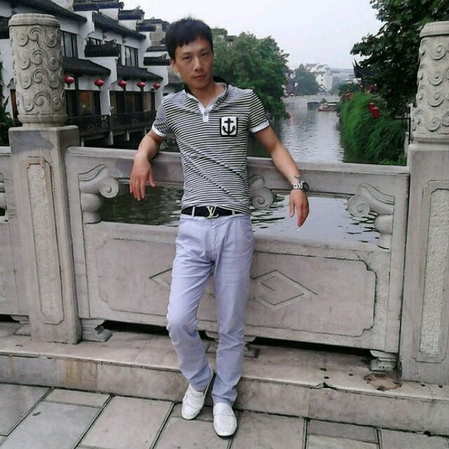 911826 偶尔忧伤