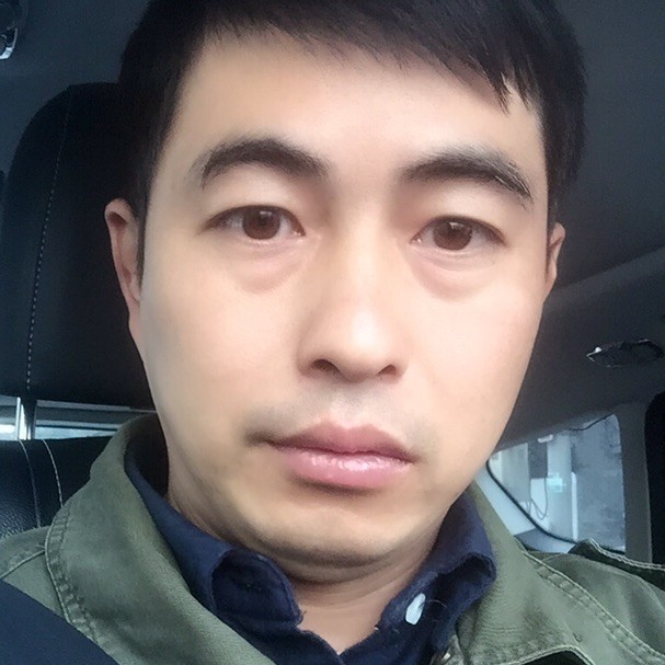 912355 透明石头