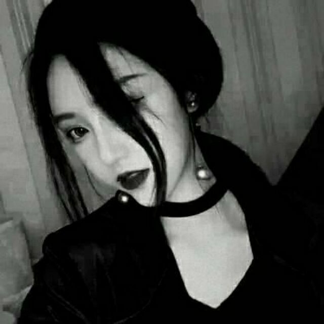 935440 我要当你一个人的女王