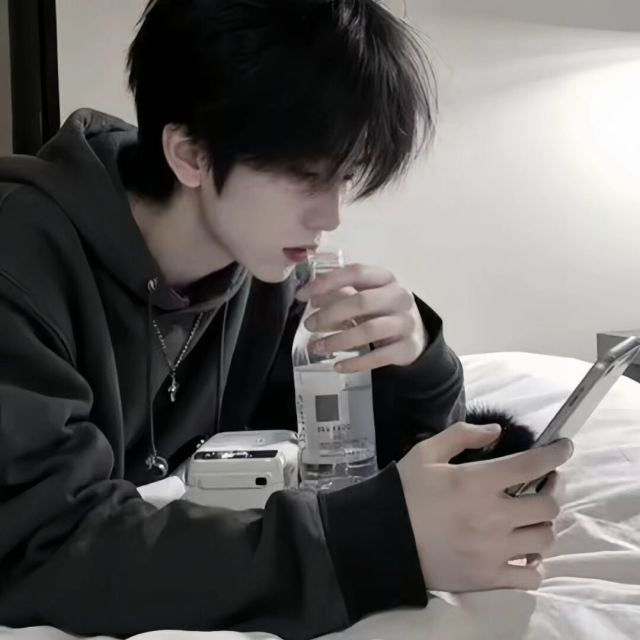 935996 沉默只是习惯