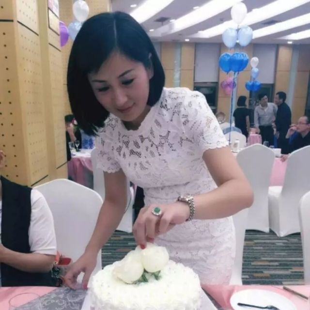 937387 Lisa