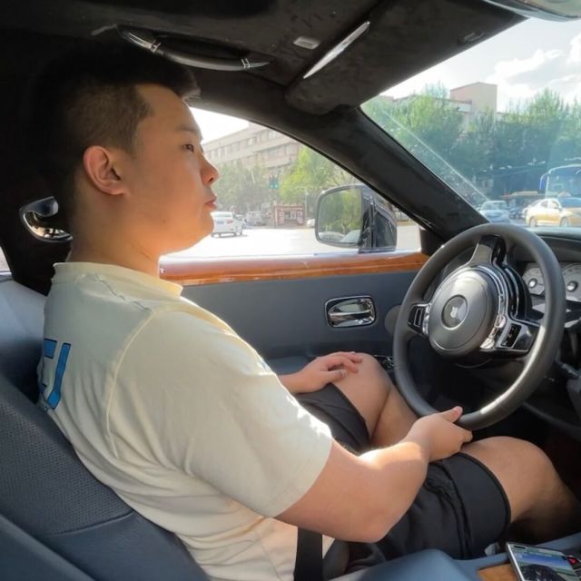 942762 笑靥.