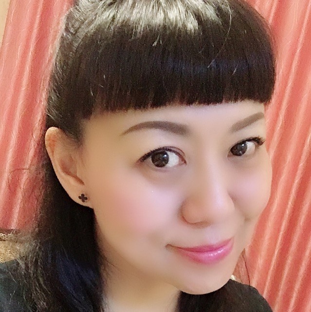 943598  Qiu Qiu
