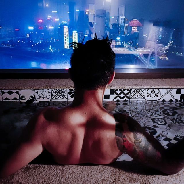 947205 你的98K男孩：假嗨