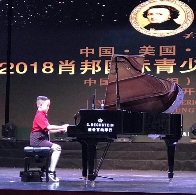 952230 獨傲。