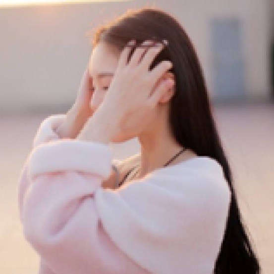 960988 丶宅久天然呆，呆时自萌、