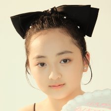 964857 彭小妍