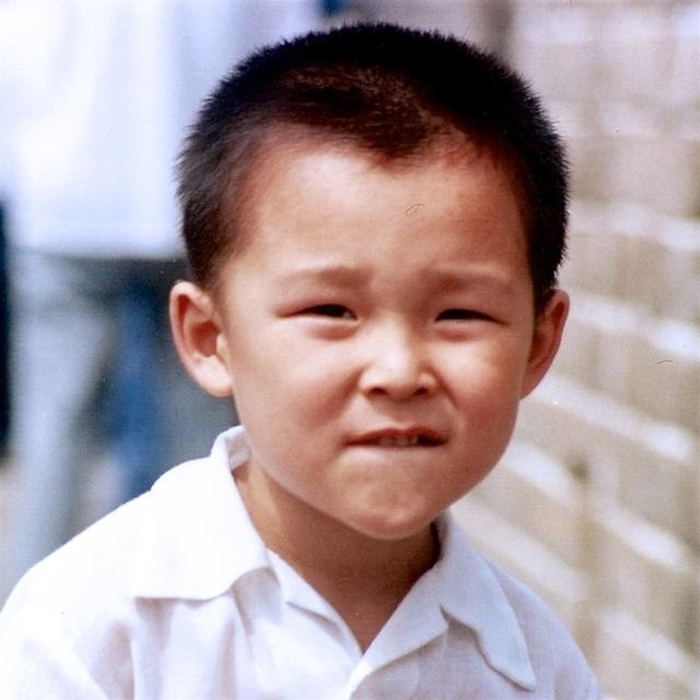 965144 小黑带咖啡。