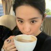 俄、不配i